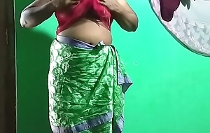 desi  indian horny tamil telugu kannada malayalam hindi vanitha showing big bowels and shaved pussy  press immutable bowels press nip rubbing pussy masturbation using green candle