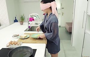 Blindfolded cutie gets properly fucked from behind