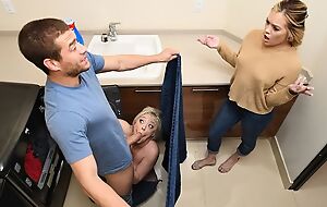 Xander fucks short-haired MILF thither both be useful to will not hear of impatient holes